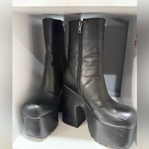Black Platform Boots